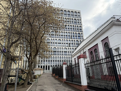 Купить квартиру г Москва, 1-й Тружеников пер, д 16 880000000 рублей